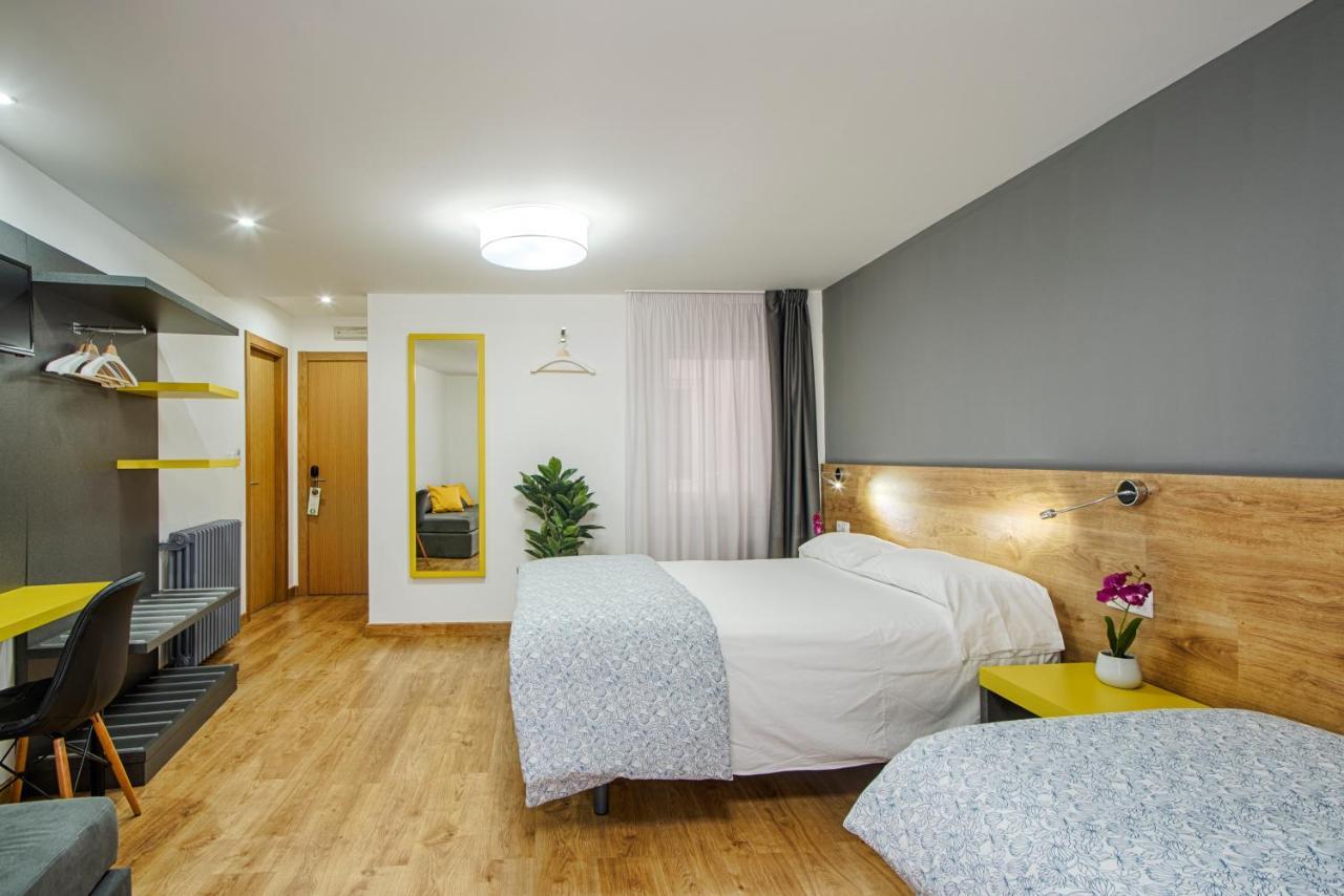 Hostal-Restaurante Lugano เวริน ภายนอก รูปภาพ