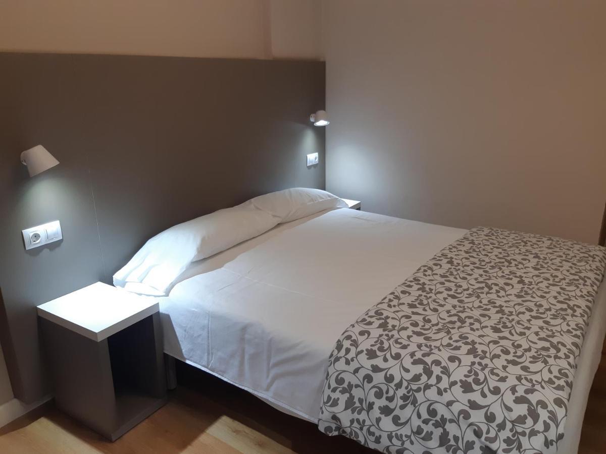 Hostal-Restaurante Lugano เวริน ภายนอก รูปภาพ